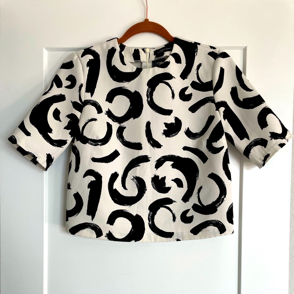Zara Cropped Black White Shirt Blouse size XS